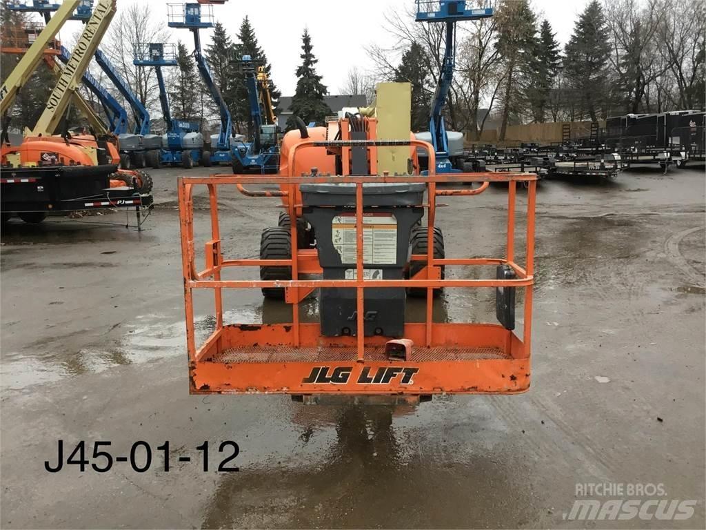 JLG 450AJ Bomliftar