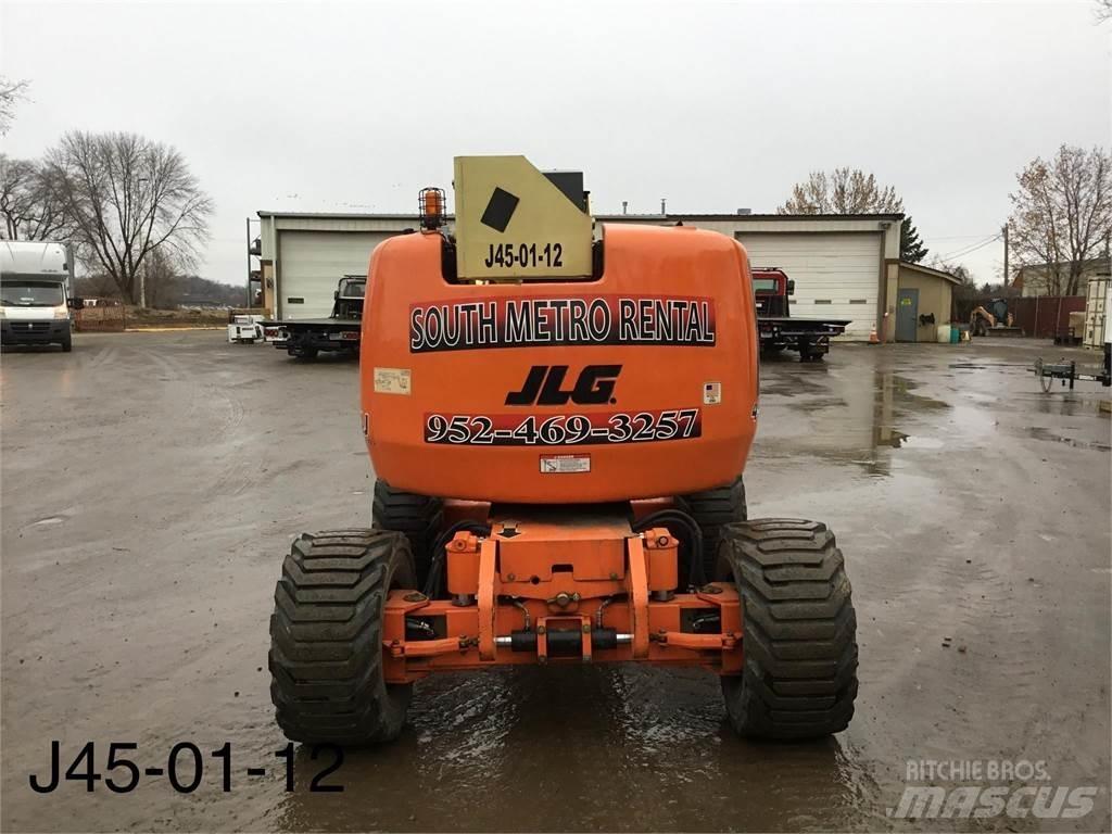 JLG 450AJ Bomliftar
