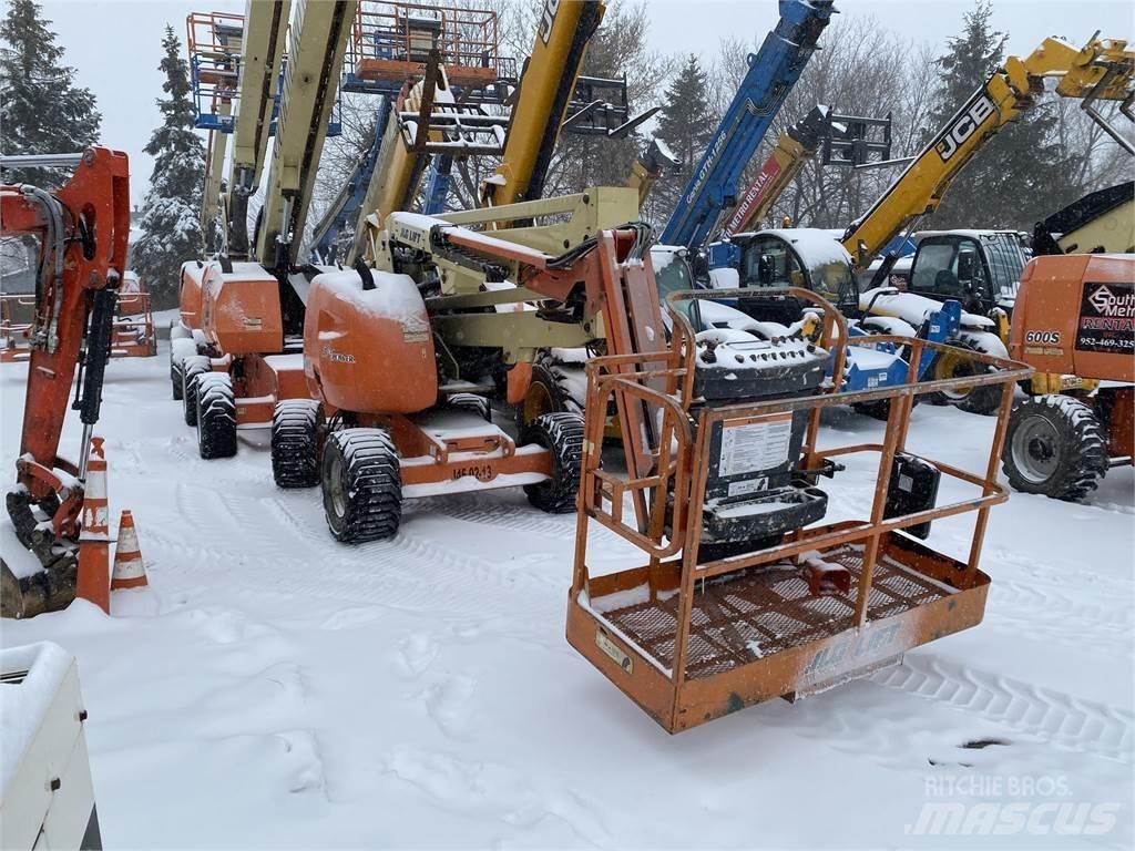 JLG 450AJ Bomliftar