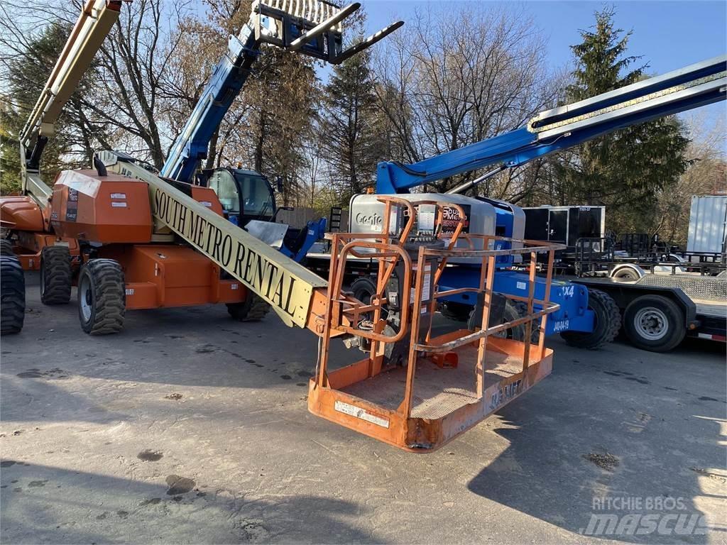 JLG 600S Teleskop bomliftar