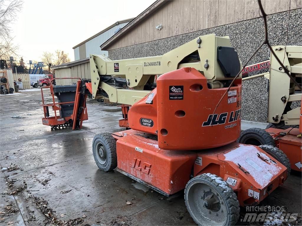JLG E400AJPN Bomliftar