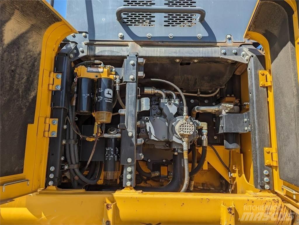 John Deere 470G LC Bandgrävare