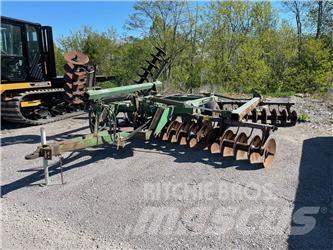 John Deere 640 Tallriksredskap