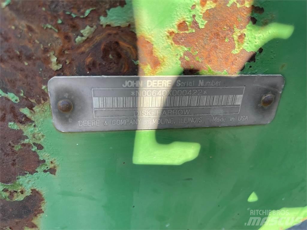 John Deere 640 Tallriksredskap