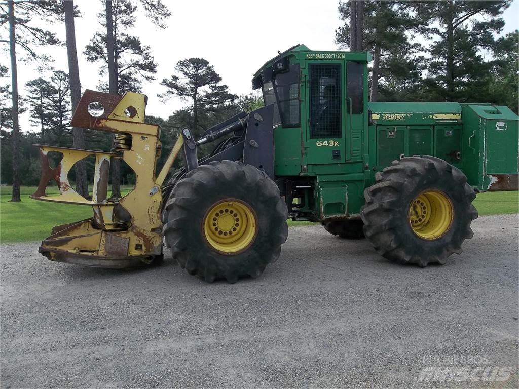John Deere 643K Fällare-läggare