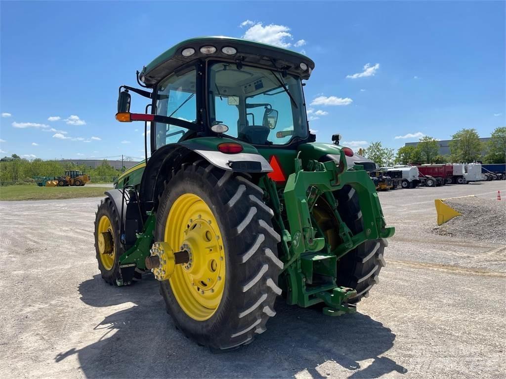 John Deere 8320R Traktorer
