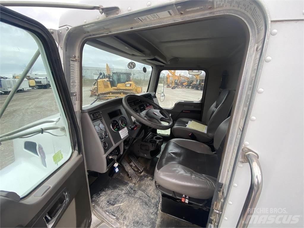 Kenworth T300 Vattentankbilar