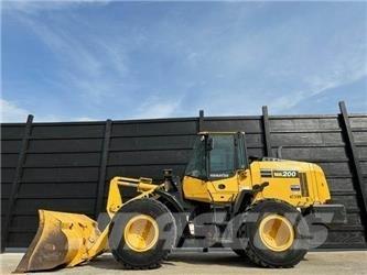 Komatsu WA200-8 Hjullastare