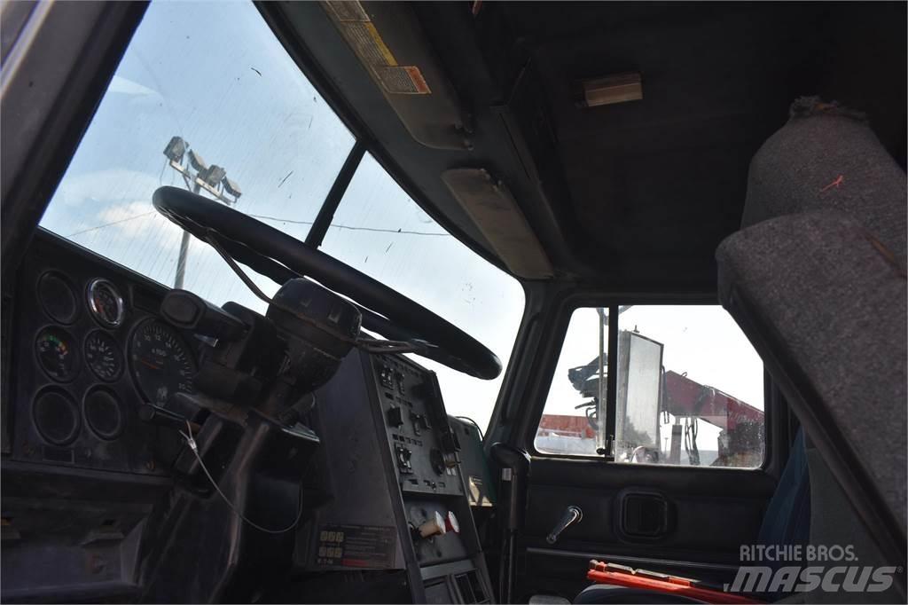 Mack CH613 Tippbilar