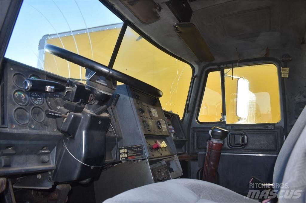 Mack CH613 Tippbilar