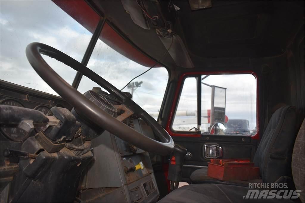 Mack CH613 Tippbilar