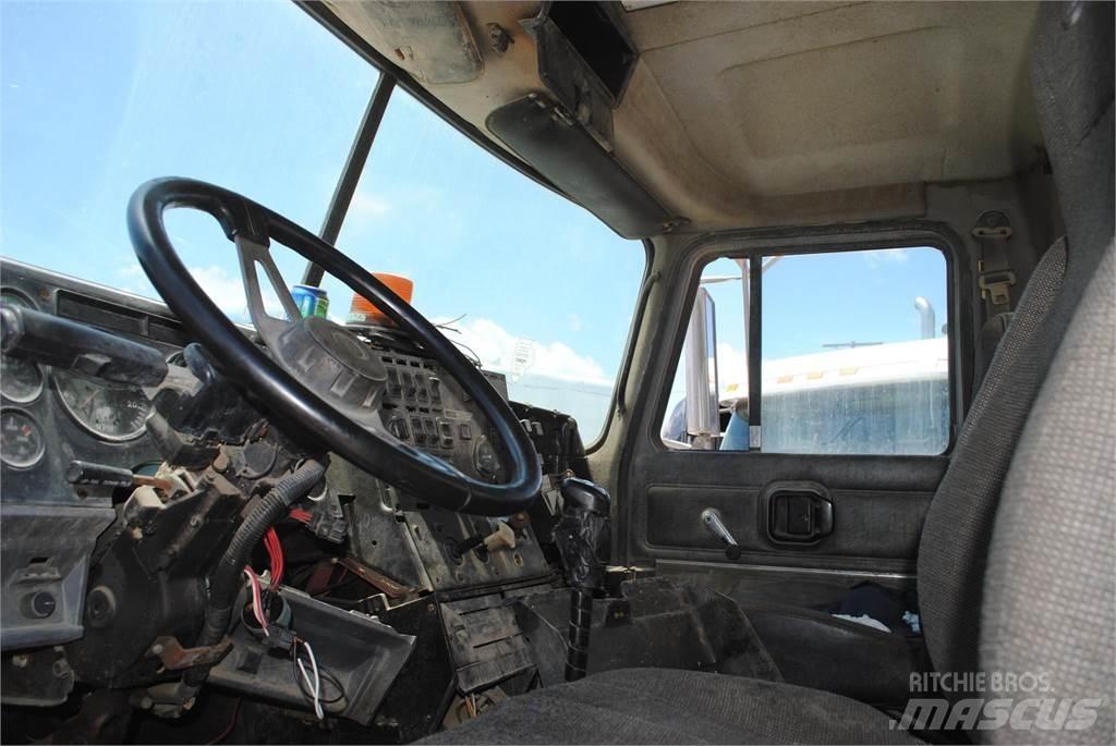 Mack CH613 Tippbilar