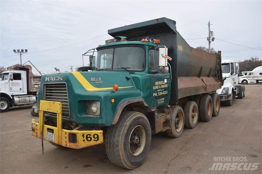 Mack DM688 Tippbilar