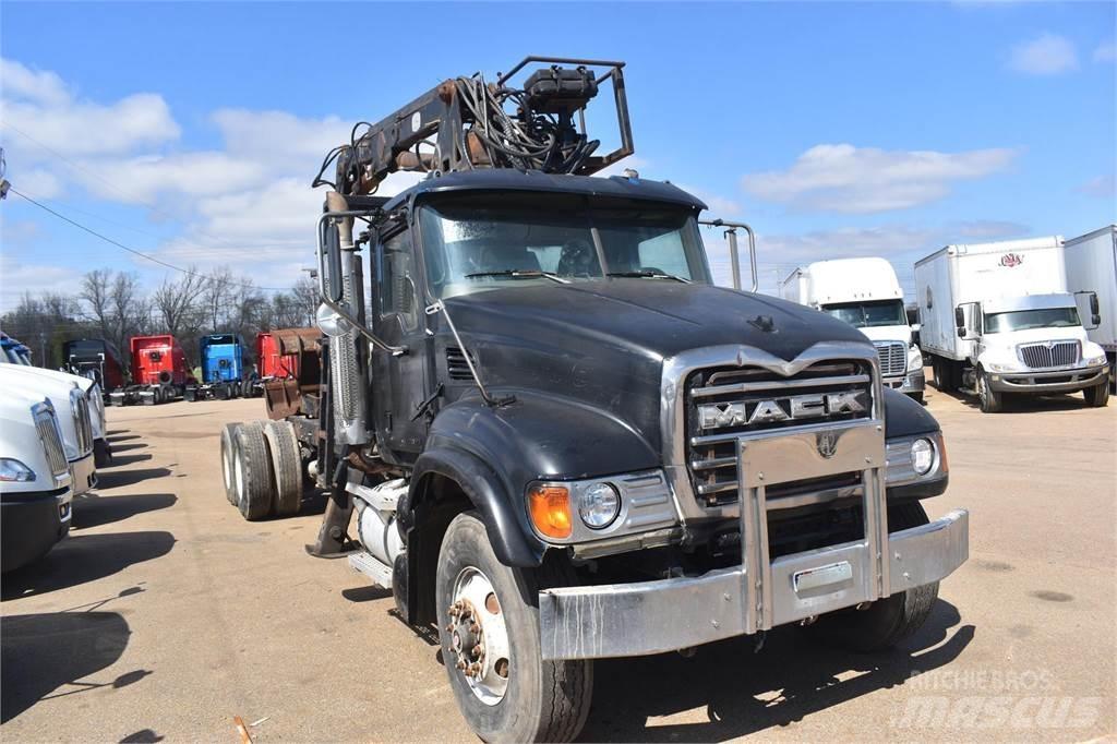 Mack GRANITE CV713 Kranbilar