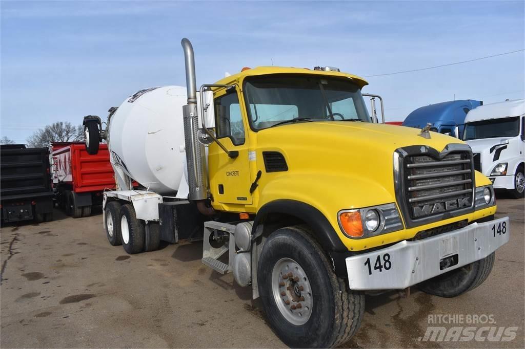 Mack GRANITE CV713 Cementbil