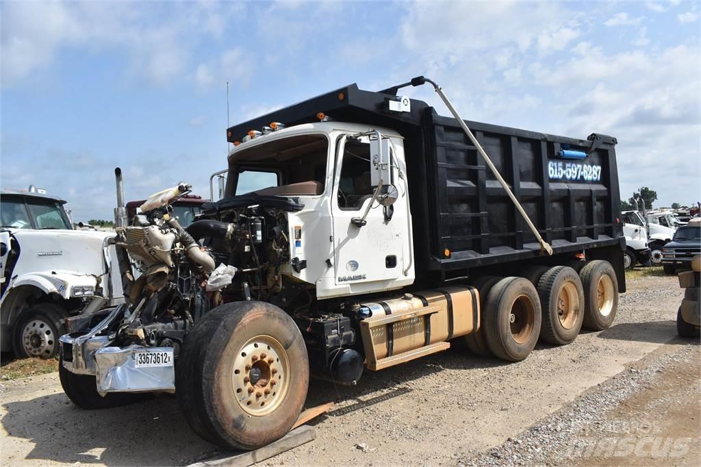 Mack GRANITE GU713 Tippbilar