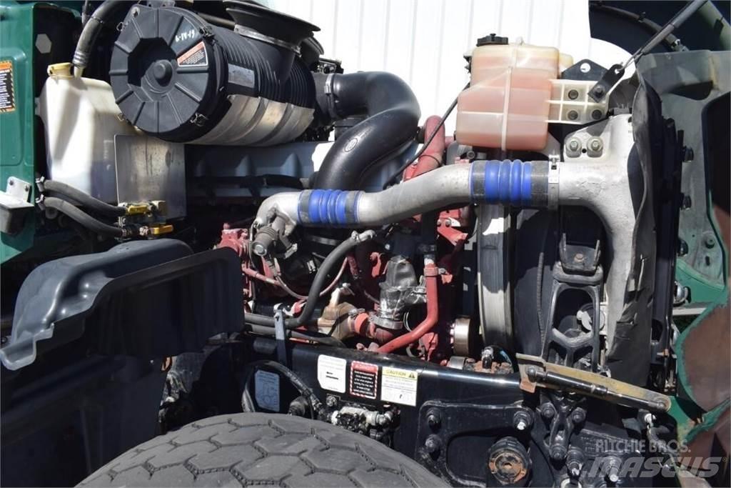 Mack GRANITE GU713 Tankbilar