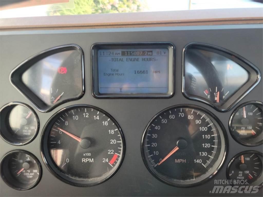 Mack GRANITE GU713 Tankbilar