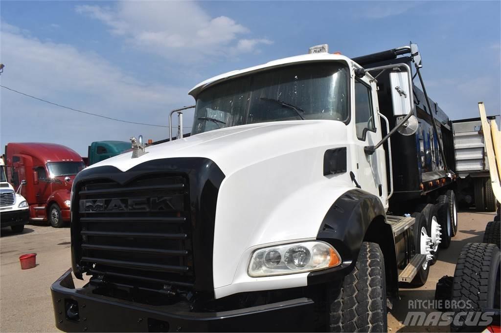 Mack GRANITE GU813 Tippbilar