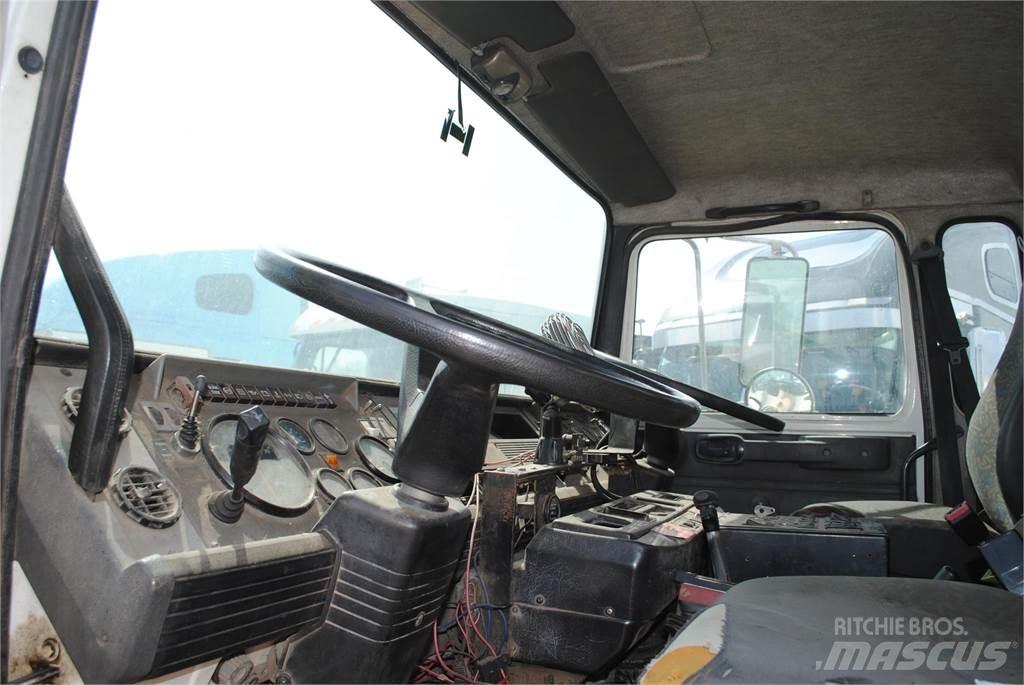Mack MIDLINER MS250 Sopmaskiner