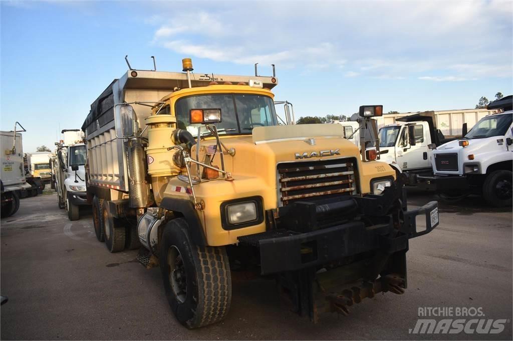 Mack RD688S Tippbilar