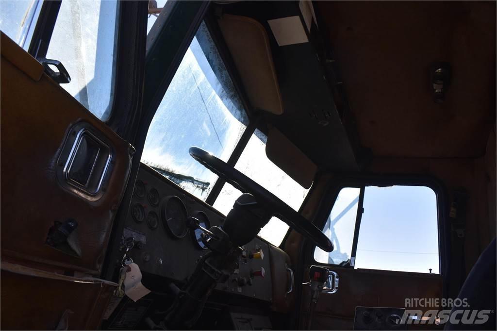 MARMON 330 Kranbilar