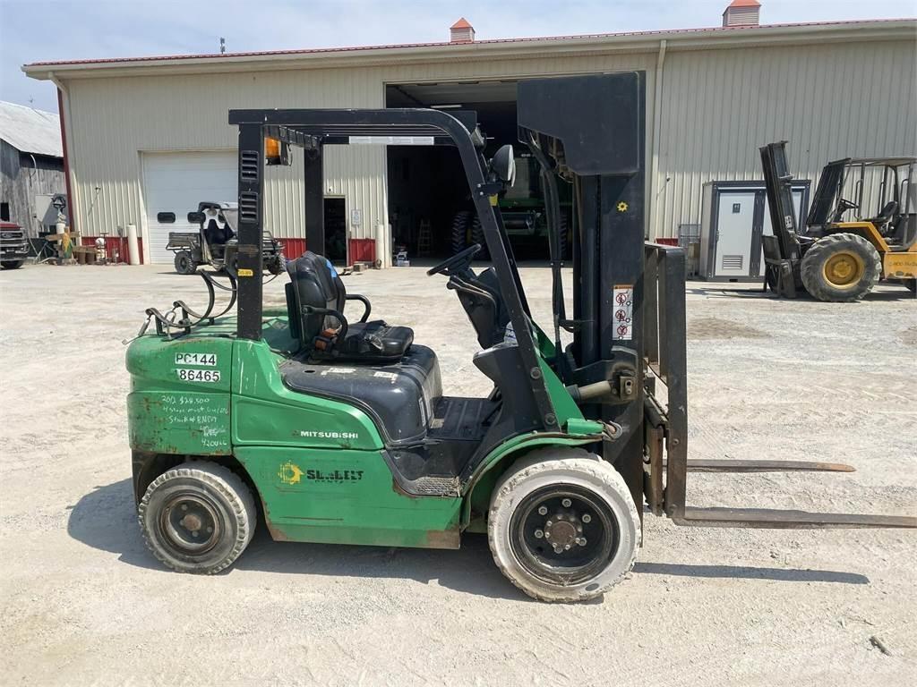 Mitsubishi FG30N Övriga motviktstruckar