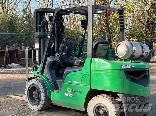 Mitsubishi FG30N Övriga motviktstruckar