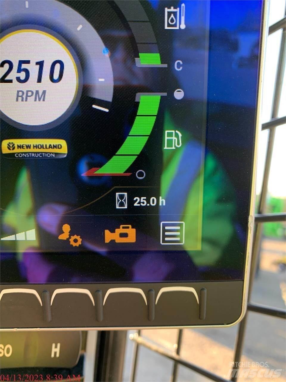 New Holland C332 Kompaktlastare