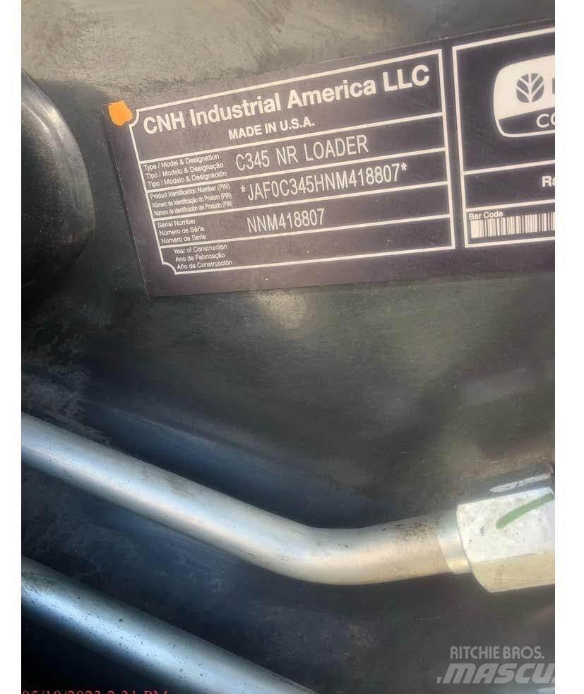 New Holland C345 Kompaktlastare
