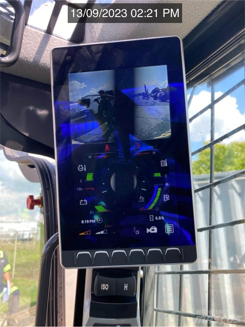 New Holland C345 Kompaktlastare