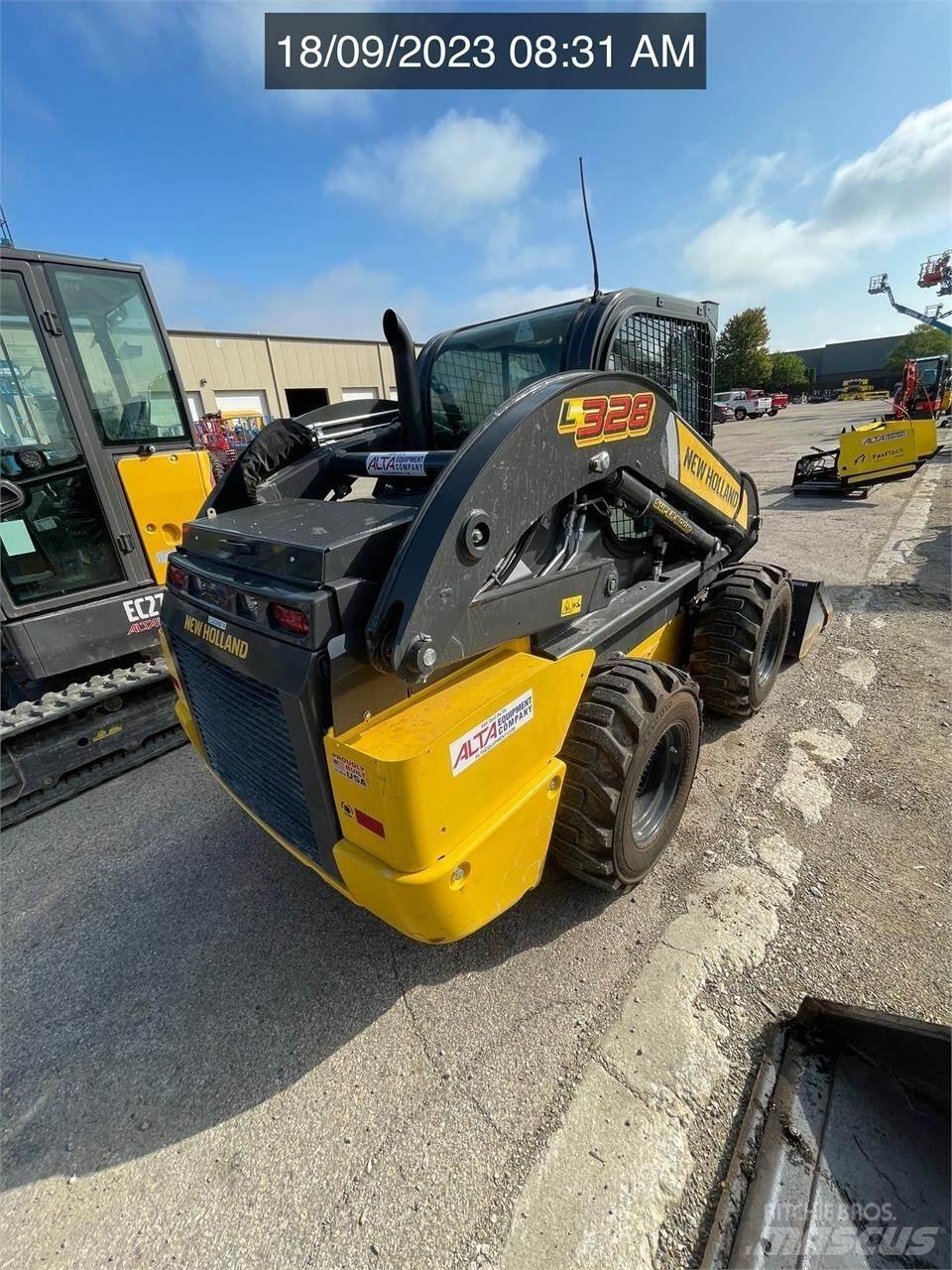New Holland L328 Kompaktlastare