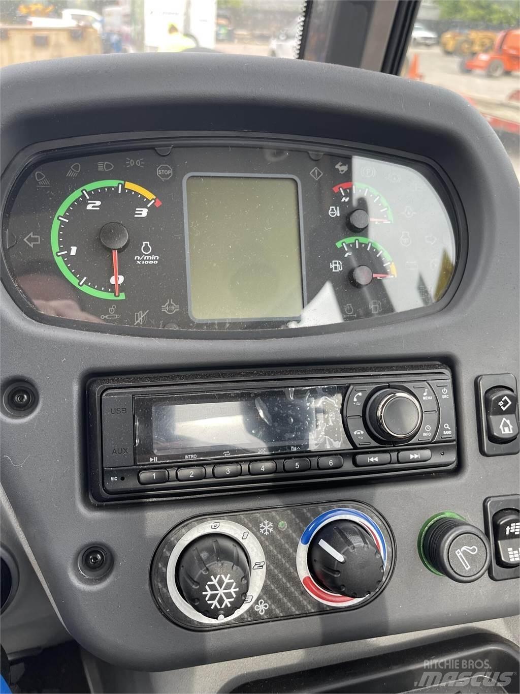 New Holland W80C Hjullastare