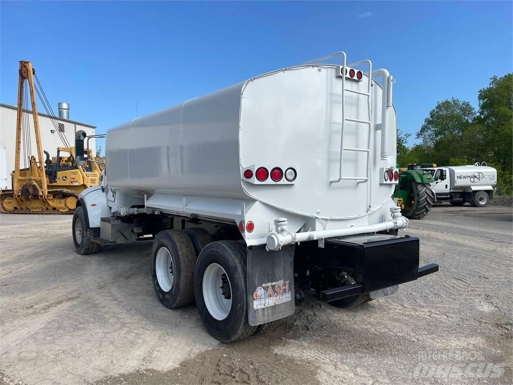 Peterbilt 335 Vattentankbilar