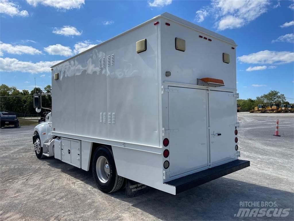 Peterbilt 335 Entreprenad - Övrigt