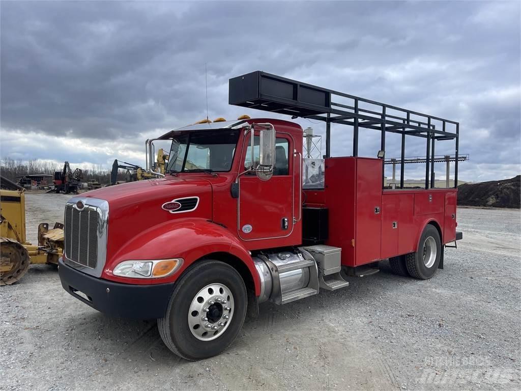 Peterbilt 337 Plogbilar