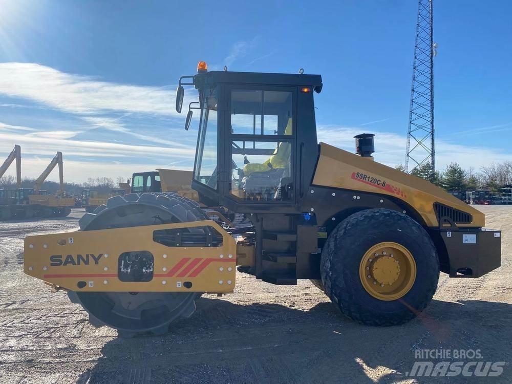 Sany SSR120C-8 Tvåvalsvältar