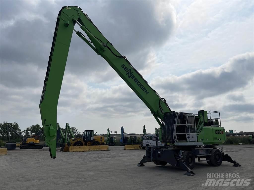 Sennebogen 830E Avfalls / industri hantering