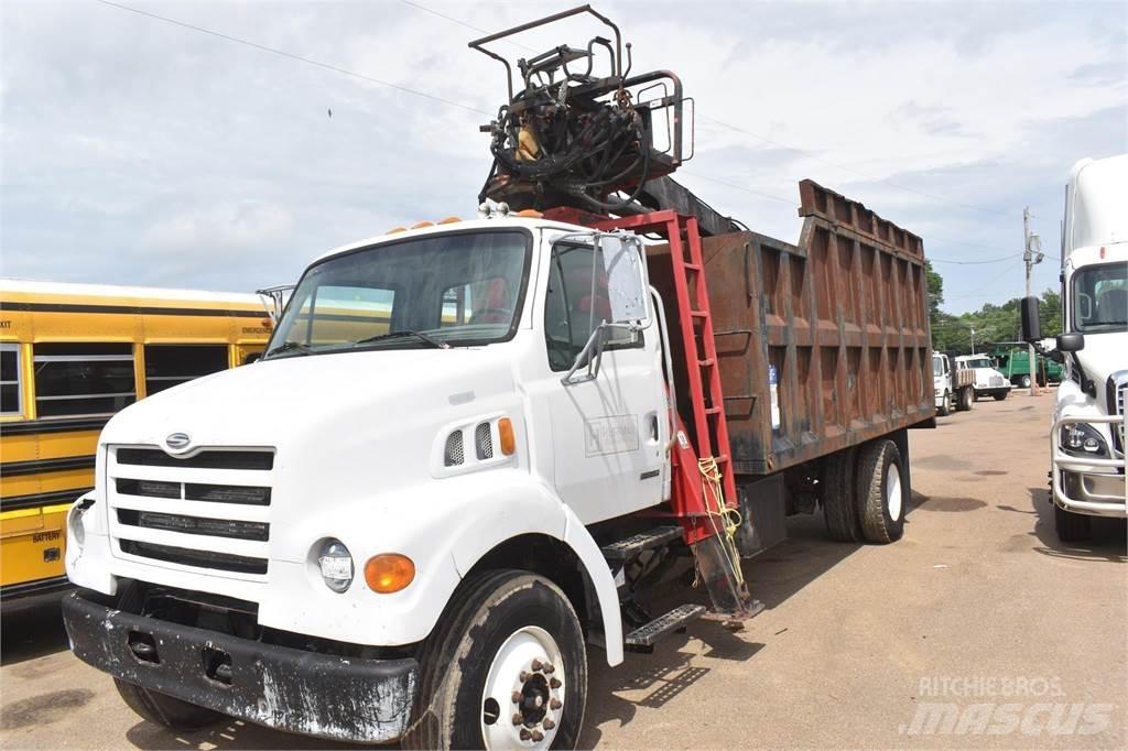 Sterling L7500 Kranbilar