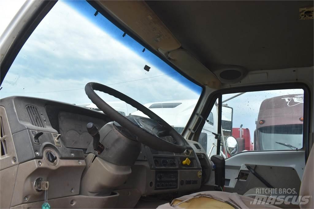 Sterling L7500 Tippbilar
