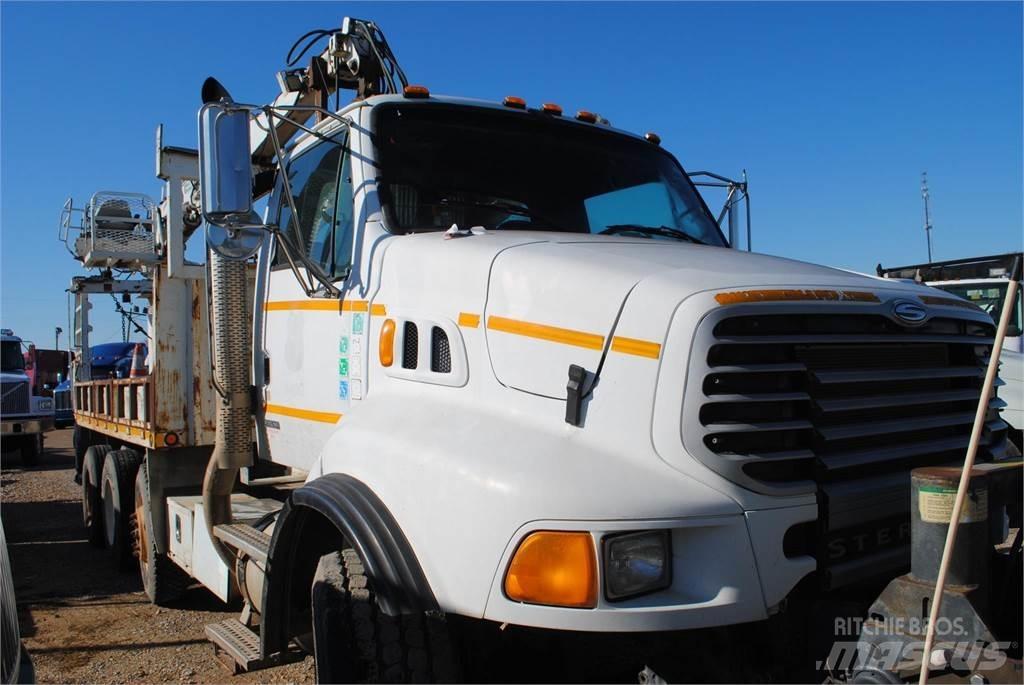 Sterling L8500 Kranbilar