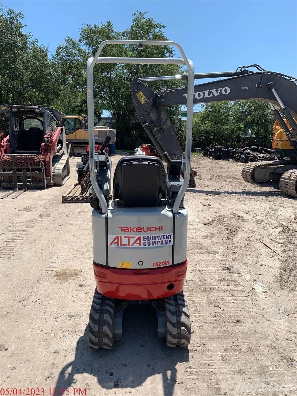 Takeuchi TB210R Minigrävare < 7t