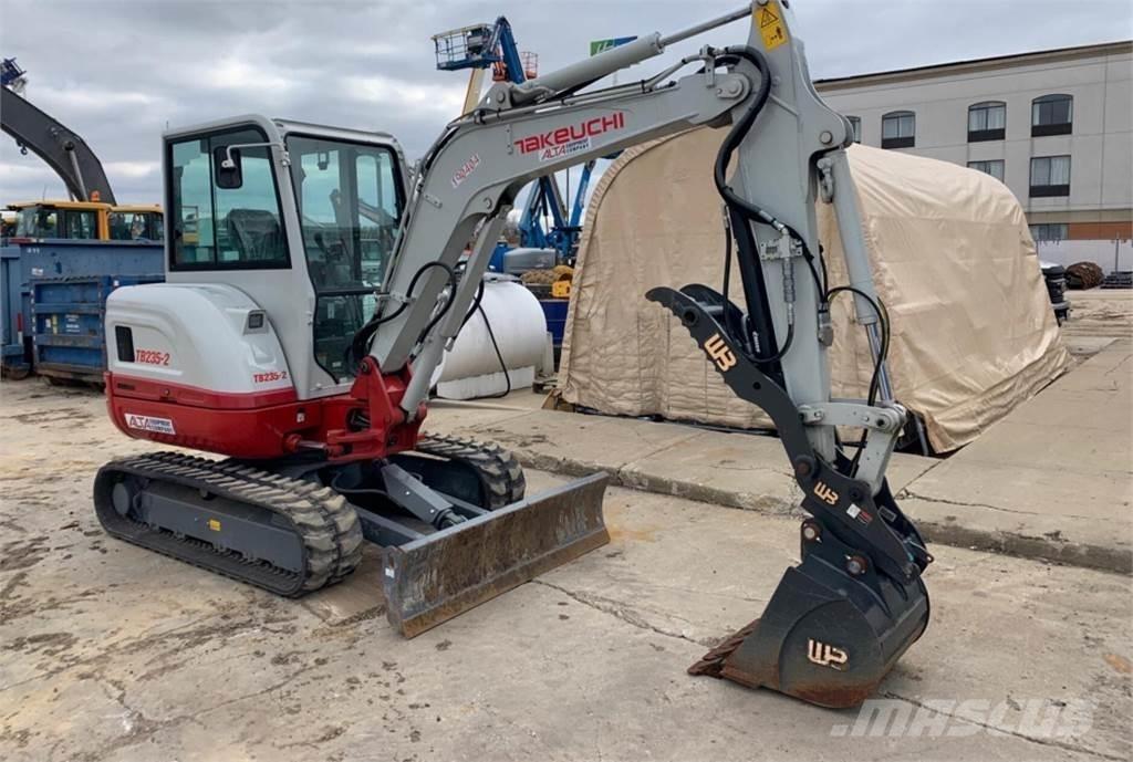 Takeuchi TB235-2 Minigrävare < 7t
