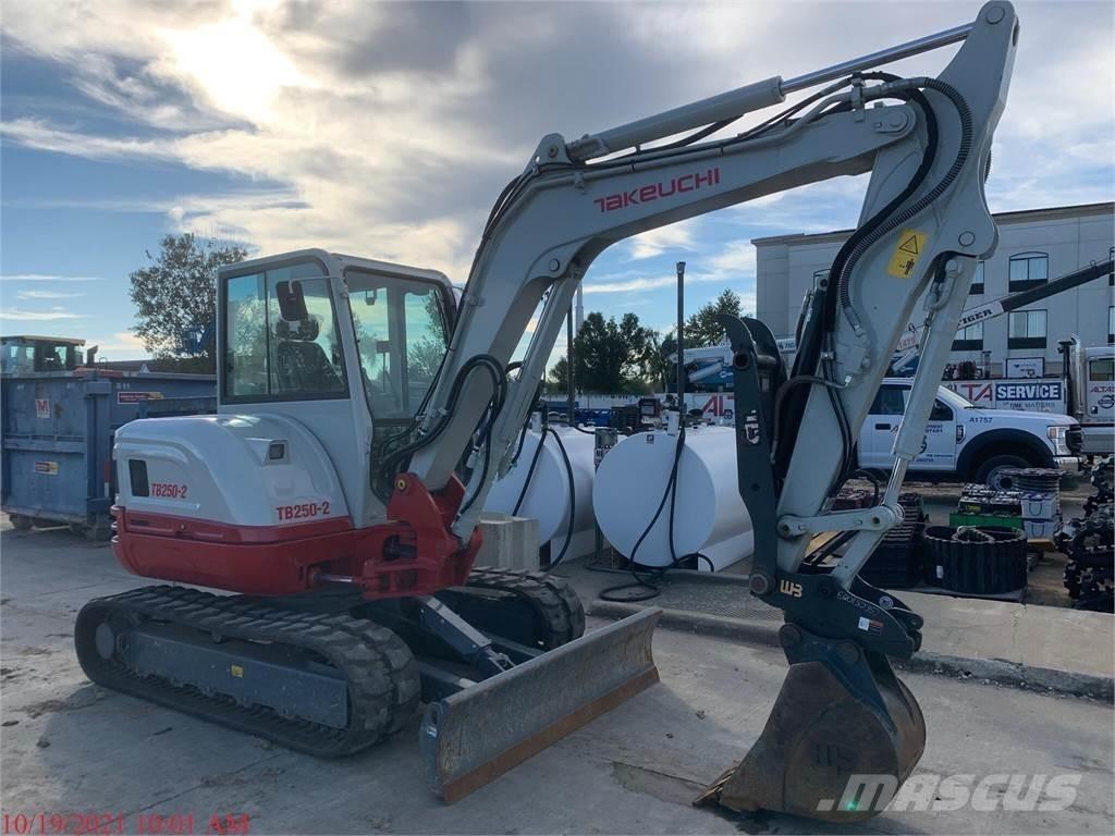 Takeuchi TB250-2 Minigrävare < 7t