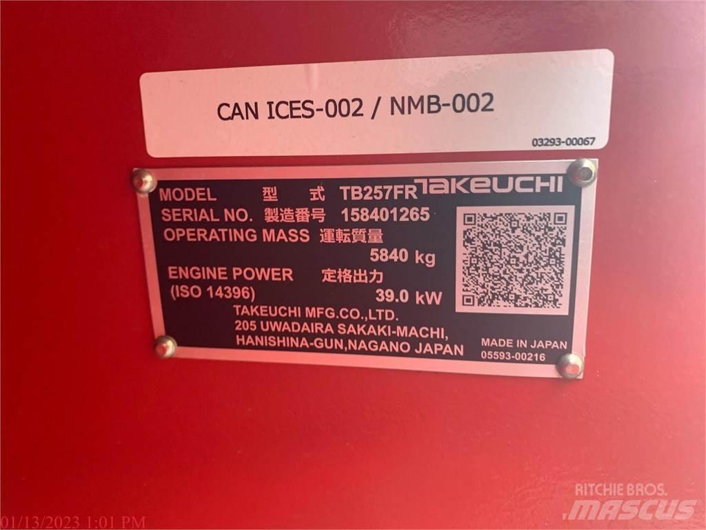 Takeuchi TB257FR Bandgrävare