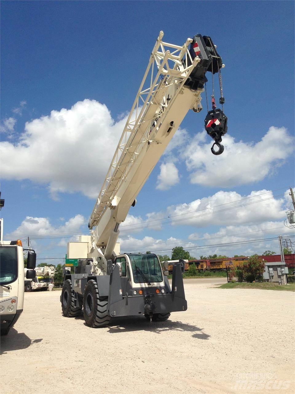 Terex CD225 Terrängkranar (Grov terräng)