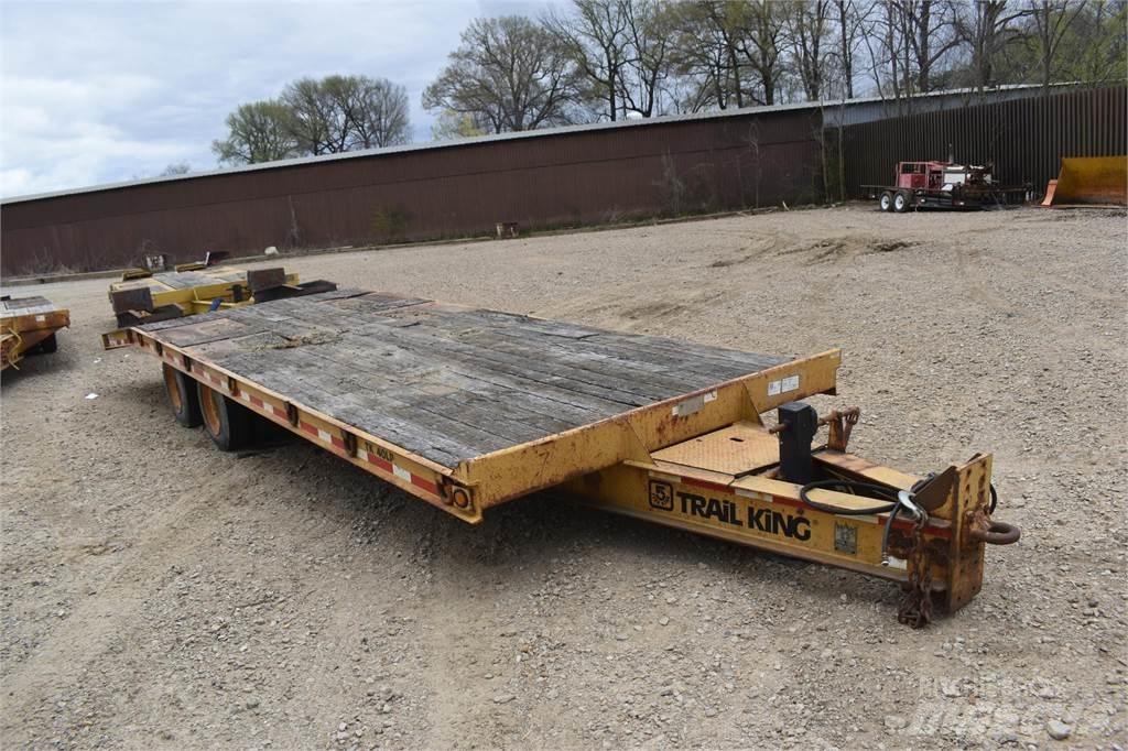 Trail King  Låg lastande semi trailer