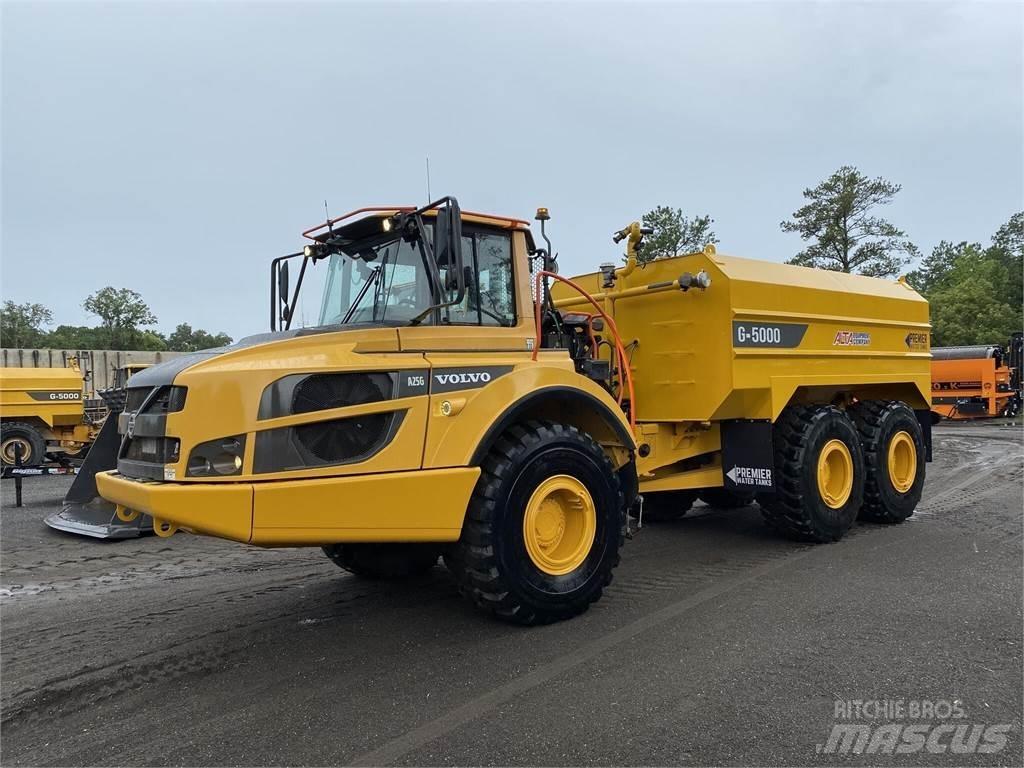 Volvo A25G Vattentankbilar