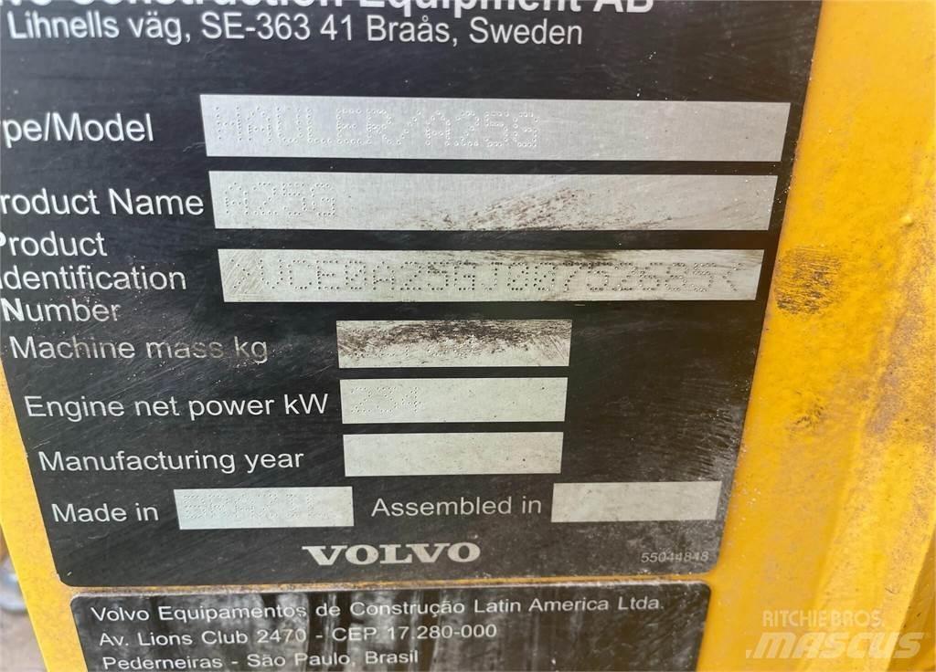 Volvo A25G Midjestyrd dumper