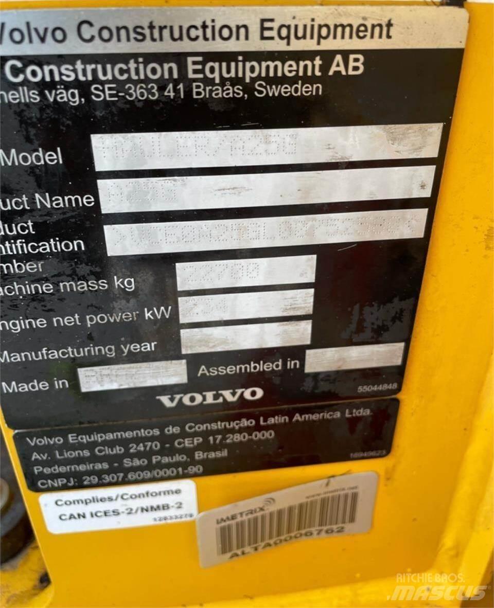 Volvo A25G Midjestyrd dumper